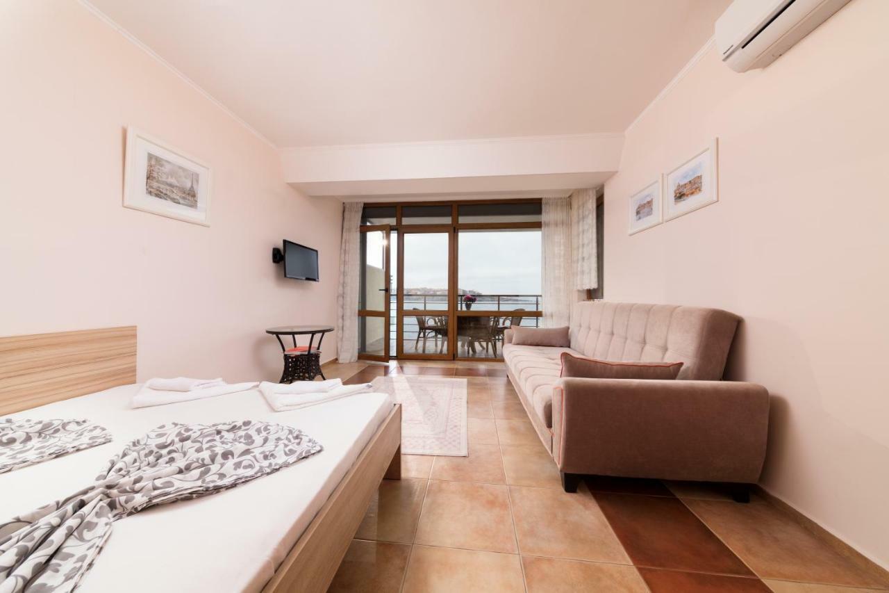 Sozopol Seaside Apartment ภายนอก รูปภาพ
